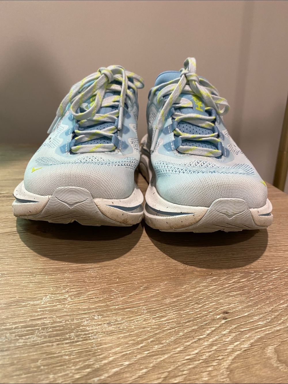 HOKA - Picture 5 of 9